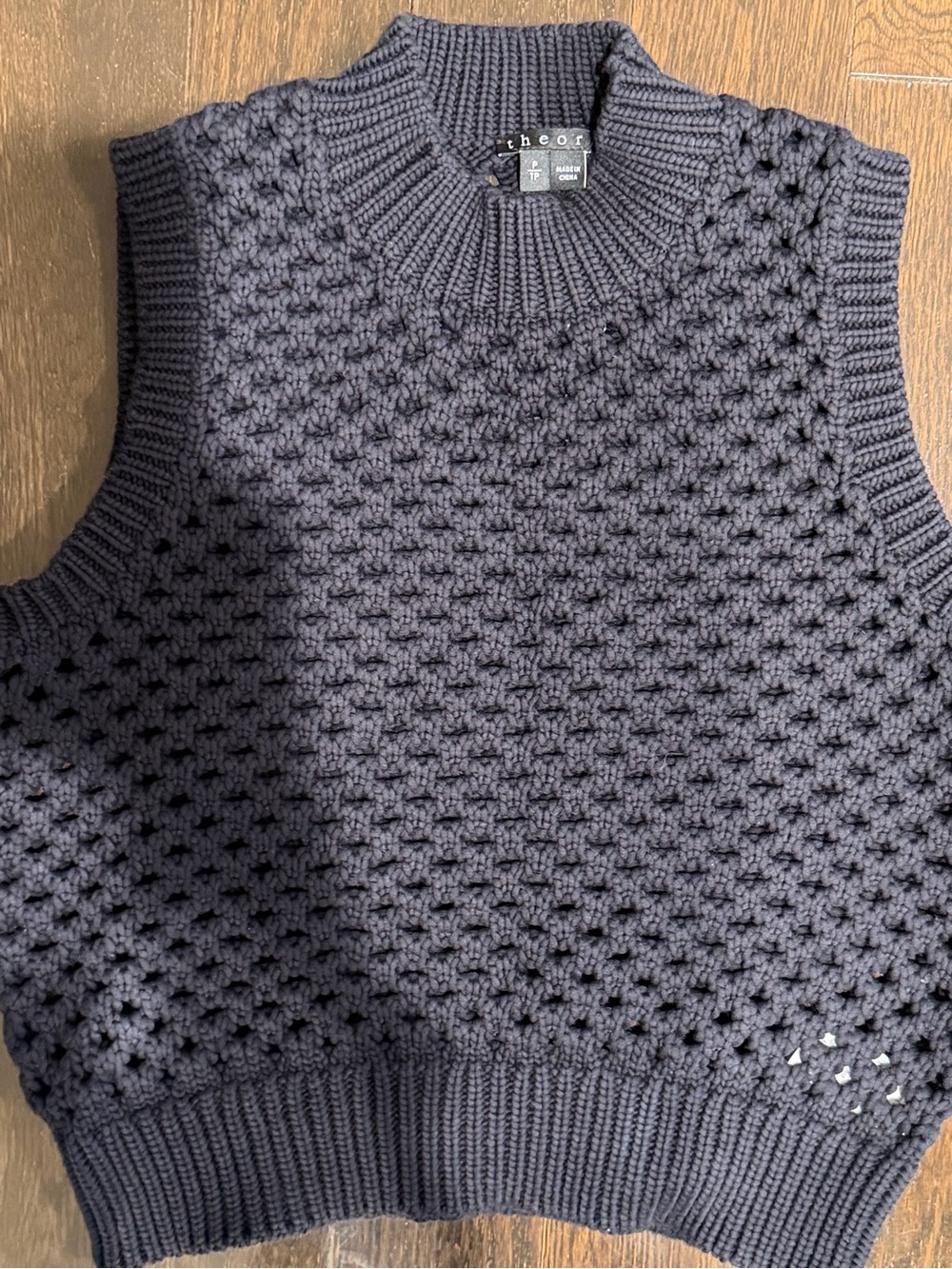 Theory Navy Chunky Knit Sleeveless Turtleneck Vest